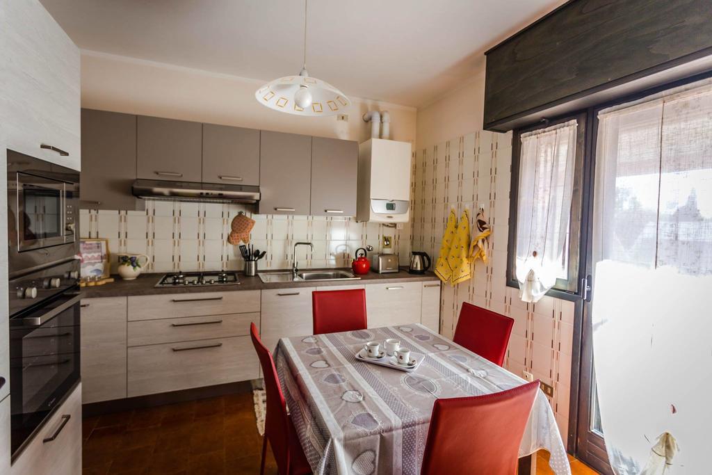 Panoramapartment Desenzano del Garda Kültér fotó