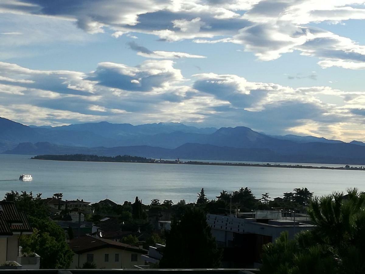 Panoramapartment Desenzano del Garda Kültér fotó